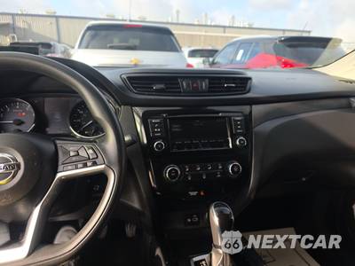 2020 Nissan Rogue Sport SV - zdjęcie 11 z 26 - miniatura
