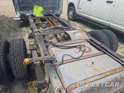 2009 Ford Super Duty E-450 Cutaway DRW - zdjęcie 17 z 40 - miniatura