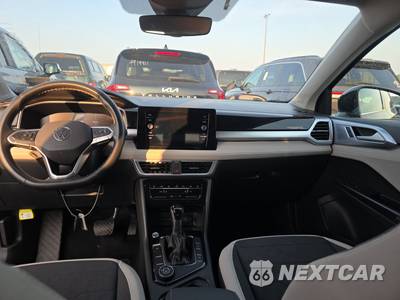 2025 Volkswagen Taos SE - zdjęcie 11 z 31 - miniatura