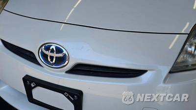 2010 Toyota Prius V - zdjęcie 24 z 27 - miniatura