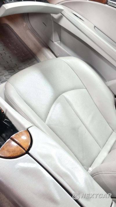 2005 Mercedes-Benz E 320 4MATIC Sedan - zdjęcie 27 z 64 - miniatura