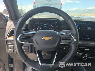 2025 Chevrolet Suburban High Country 3LZ - zdjęcie 10 z 28 - miniatura