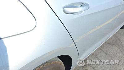 2016 Volkswagen e-Golf SE Hatchback - zdjęcie 23 z 40 - miniatura