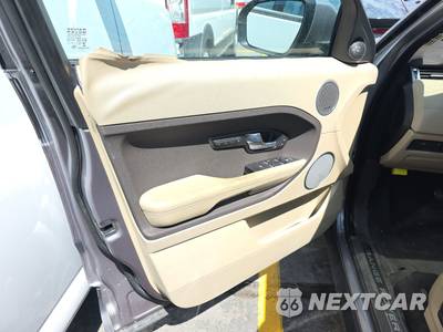 2013 Land Rover Range Rover Evoque Pure Plus - zdjęcie 9 z 44 - miniatura