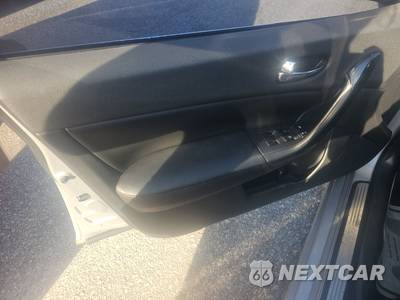 2011 Nissan Maxima 3.5 SV - zdjęcie 9 z 17 - miniatura