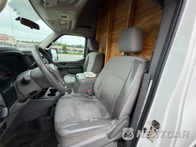 2012 Nissan NV2500 HD Cargo S High Roof 146.1" WB - zdjęcie 13 z 46 - miniatura