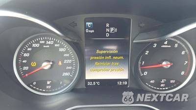 2015 Mercedes-Benz C 400 4MATIC Sedan - zdjęcie 17 z 22 - miniatura