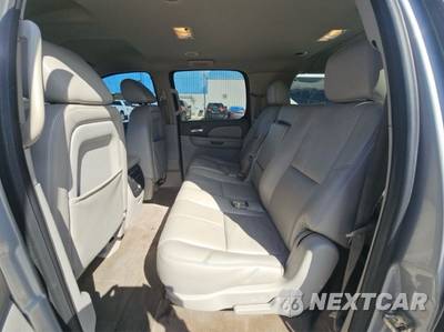 2013 Chevrolet Suburban 1500 LT 1LT - zdjęcie 8 z 18 - miniatura