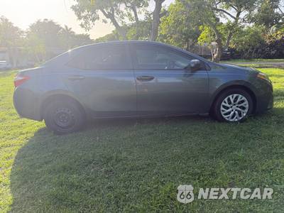 2015 Toyota Corolla LE - zdjęcie 3 z 9 - miniatura