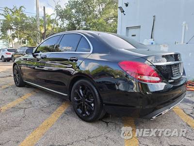 2016 Mercedes-Benz C 300 - zdjęcie 35 z 50 - miniatura