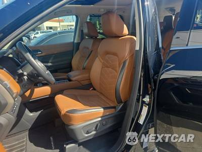 2024 Nissan Pathfinder Platinum - zdjęcie 11 z 32 - miniatura