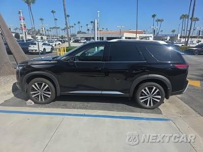2024 Nissan Pathfinder Platinum - zdjęcie 8 z 32 - miniatura