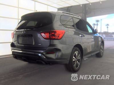 2017 Nissan Pathfinder S - zdjęcie 4 z 28 - miniatura