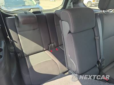 2017 Nissan Pathfinder S - zdjęcie 14 z 28 - miniatura