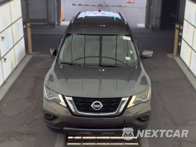 2017 Nissan Pathfinder S - zdjęcie 2 z 28 - miniatura