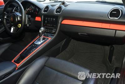 2019 Porsche 718 Cayman GTS - zdjęcie 18 z 34 - miniatura