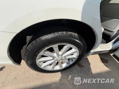 2012 Toyota Venza LE - zdjęcie 45 z 47 - miniatura