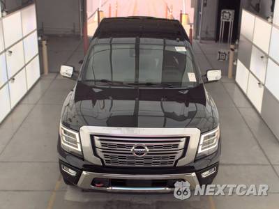 2020 Nissan TITAN Platinum Reserve Crew Cab Short Bed - zdjęcie 2 z 19 - miniatura