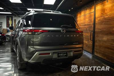 2022 Nissan Pathfinder Platinum - zdjęcie 6 z 31 - miniatura