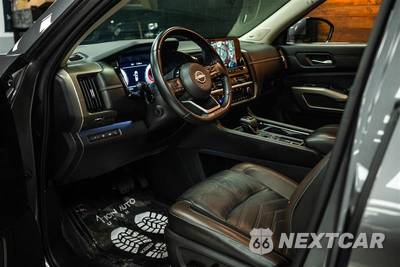 2022 Nissan Pathfinder Platinum - zdjęcie 9 z 31 - miniatura