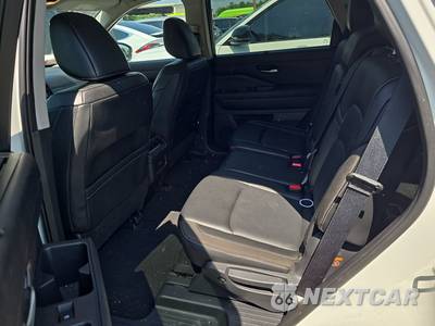 2024 Nissan Pathfinder SL - zdjęcie 13 z 21 - miniatura