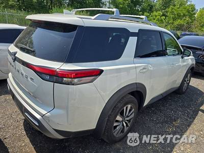 2024 Nissan Pathfinder SL - zdjęcie 4 z 21 - miniatura