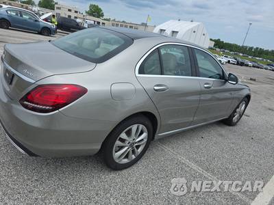 2021 Mercedes-Benz C 300 4MATIC Sedan - zdjęcie 4 z 19 - miniatura