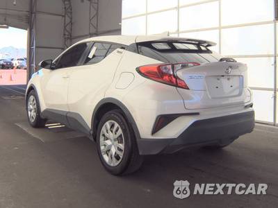 2020 Toyota C-HR LE - zdjęcie 6 z 31 - miniatura