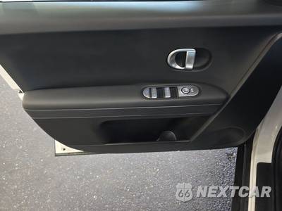 2024 Hyundai IONIQ 5 SE - zdjęcie 9 z 33 - miniatura