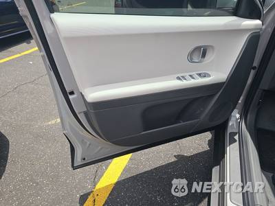 2024 Hyundai IONIQ 5 SE - zdjęcie 9 z 19 - miniatura