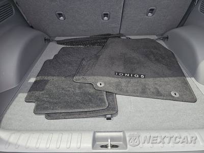2024 Hyundai IONIQ 5 SE - zdjęcie 16 z 19 - miniatura