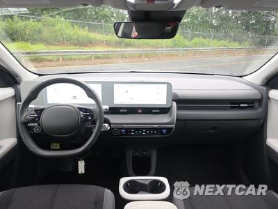 2024 Hyundai IONIQ 5 SEL - zdjęcie 11 z 23 - miniatura