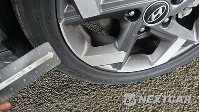 2024 Hyundai Venue SEL - zdjęcie 45 z 51 - miniatura