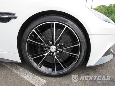 2014 Aston Martin Vanquish Coupe - zdjęcie 11 z 19 - miniatura
