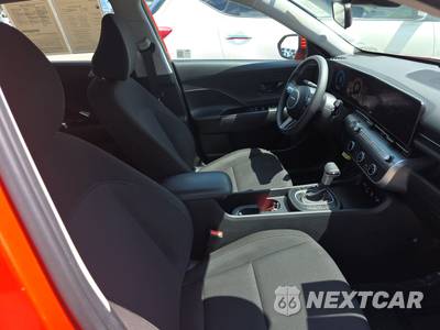 2024 Hyundai Kona SE - zdjęcie 8 z 17 - miniatura