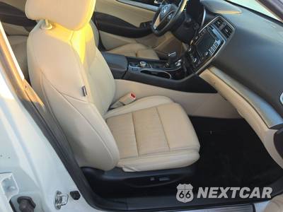2016 Nissan Maxima 3.5 SL - zdjęcie 14 z 24 - miniatura