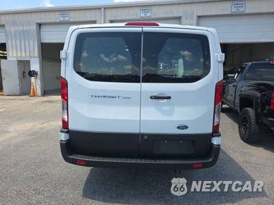 2025 Ford Transit 250 Cargo Van Low Roof 130.0" WB - zdjęcie 5 z 31 - miniatura