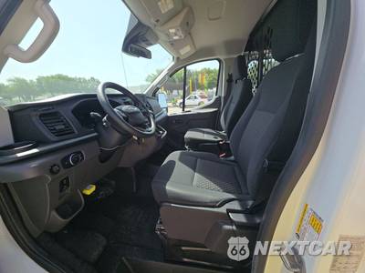 2025 Ford Transit 250 Cargo Van Low Roof 130.0" WB - zdjęcie 7 z 20 - miniatura