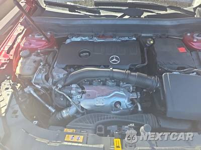 2022 Mercedes-Benz GLB 250 4MATIC - zdjęcie 12 z 15 - miniatura