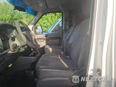 2016 Nissan NV3500 HD Passenger S 146.1" WB - zdjęcie 7 z 37 - miniatura