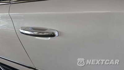 2019 Cadillac Escalade ESV Luxury 1SB - zdjęcie 21 z 27 - miniatura