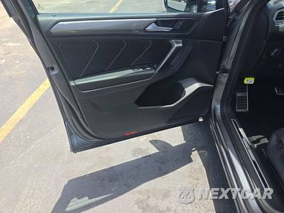 2023 Volkswagen Tiguan SE R-Line Black - zdjęcie 9 z 25 - miniatura