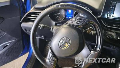 2018 Toyota C-HR XLE - zdjęcie 29 z 44 - miniatura