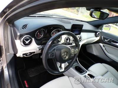 2019 Mercedes-Benz GLA 250 4MATIC - zdjęcie 10 z 28 - miniatura
