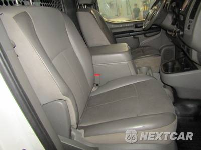 2018 Nissan NV3500 HD Cargo SV Standard Roof 146.1" WB - zdjęcie 16 z 22 - miniatura