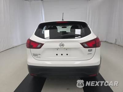 2019 Nissan Rogue Sport S - zdjęcie 5 z 28 - miniatura