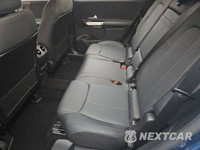 2022 Mercedes-Benz GLB 250 4MATIC - zdjęcie 13 z 19 - miniatura