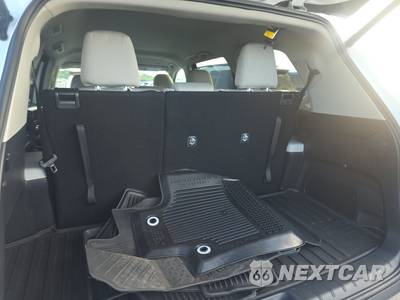 2026 Toyota Grand Highlander LE - zdjęcie 17 z 19 - miniatura