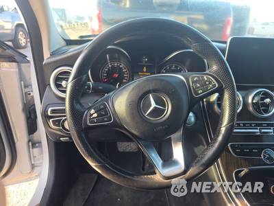 2018 Mercedes-Benz C 300 4MATIC Sedan - zdjęcie 10 z 38 - miniatura