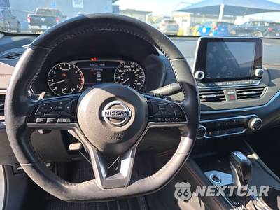 2020 Nissan Altima SR - zdjęcie 10 z 50 - miniatura